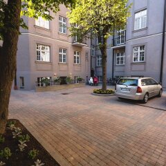 Апартаменты Riga Lux Apartments - Skolas парковка