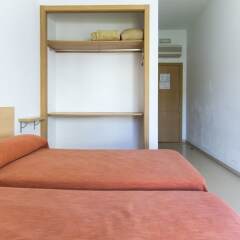 Torremolinos Inturjoven Youth Hostel комната для гостей фото 3