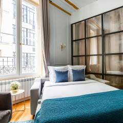 Отель Luxury 3 Bedroom 2 Bathroom - AC - Louvre & Marais комната для гостей фото 3