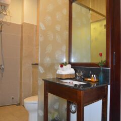 Отель Orchids Homestay ванная
