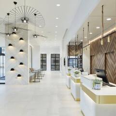 Отель Courtyard by Marriott Luton Airport интерьер отеля