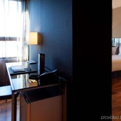 AC Hotel Avenida de América by Marriott удобства в номере фото 2