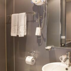 Casaville Family Hotel Shinchon Seoul ванная