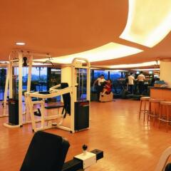Отель Golden Flower Hotel Xian by Shangri-La Китай, Сиань - отзывы, цены и фото номеров - забронировать отель Golden Flower Hotel Xian by Shangri-La онлайн фитнесс-зал фото 3