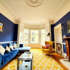 Апартаменты Gorgeous Light Apartment In West End Глазго комната для гостей