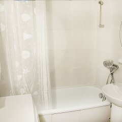 Апартаменты Funny Dolphins Apartments Rusakovskaya ванная фото 2