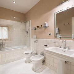 Отель Cavalieri Palace Luxury Residences ванная