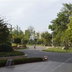 Chongzhou Zhongsheng Hotel парковка