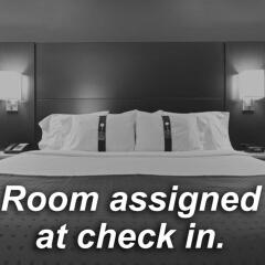 Holiday Inn Express Hotel and Suites Mankato East бассейн