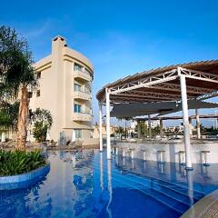 Отель Sunrise Oasis Кипр, Протарас - 1 отзыв об отеле, цены и фото номеров - забронировать отель Sunrise Oasis онлайн