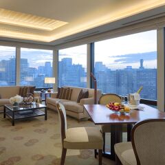 Отель The Peninsula Tokyo гостиничный бар