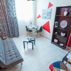 Апартаменты Comfortable Thisseio Apartment комната для гостей фото 3