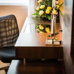 Отель Legacy Suites Sukhumvit by Compass Hospitality Таиланд, Бангкок - 2 отзыва об отеле, цены и фото номеров - забронировать отель Legacy Suites Sukhumvit by Compass Hospitality онлайн интерьер отеля фото 3
