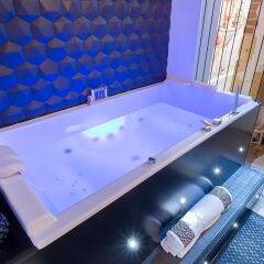 Отель Host Inn Coeur Vieux Lyon & SPA спа