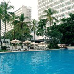 Hotel Emporio Acapulco бассейн