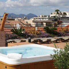 Отель BEST WESTERN Le Patio des Artistes Франция, Канны - 1 отзыв об отеле, цены и фото номеров - забронировать отель BEST WESTERN Le Patio des Artistes онлайн бассейн