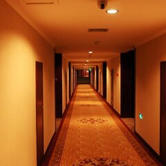Rising Dragon International Hotel интерьер отеля