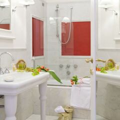 Отель Alloro B&B Италия, Флоренция - отзывы, цены и фото номеров - забронировать отель Alloro B&B онлайн ванная фото 2
