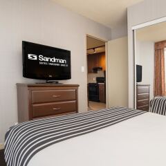 Отель Sandman Suites Vancouver on Davie Канада, Ванкувер - отзывы, цены и фото номеров - забронировать отель Sandman Suites Vancouver on Davie онлайн удобства в номере фото 2