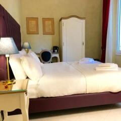 Отель B&B Le Contesse сейф в номере