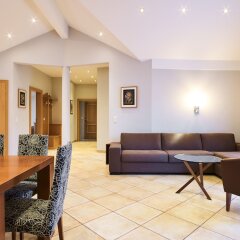 Holiday Apartments by Das Grüne Hotel zur Post - 100 % BIO & Villa Ceconi Зальцбург комната для гостей фото 5