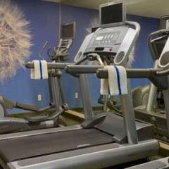 Отель Springhill Suites Columbus Airport Gahanna США, Гаханна - отзывы, цены и фото номеров - забронировать отель Springhill Suites Columbus Airport Gahanna онлайн фитнесс-зал фото 2