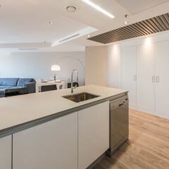 Отель Torre de Madrid Plaza - MADFlats Collection в номере фото 2