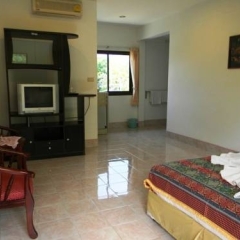 Отель Guesthouse @ Karon комната для гостей фото 2