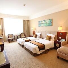 Royal Crown Hotel комната для гостей