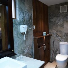 Отель Avasta Resort & Spa Шри-Ланка, Анурадхапура - отзывы, цены и фото номеров - забронировать отель Avasta Resort & Spa онлайн ванная