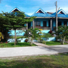 Отель Wangwaree Resort пляж