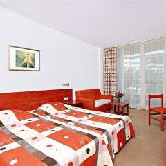 Hotel Fenix -half Board Солнечный берег комната для гостей фото 5