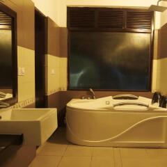 Hikkaduwa Beach Hotel ванная