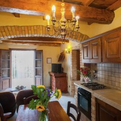Отель Farmhouse Located in the Beautiful Aulla in Northern Tuscany Аулла фото 9