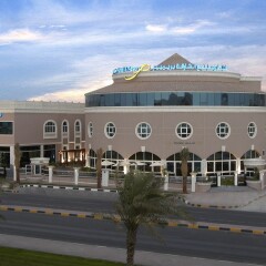 Отель Sharjah Premiere Hotel & Resort ОАЭ, Шарджа - отзывы, цены и фото номеров - забронировать отель Sharjah Premiere Hotel & Resort онлайн балкон