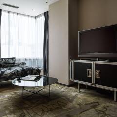 Отель Akasaka Granbell Токио сейф в номере
