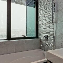 Отель Florimont Emirates Apart Hotel Болгария, София - отзывы, цены и фото номеров - забронировать отель Florimont Emirates Apart Hotel онлайн ванная