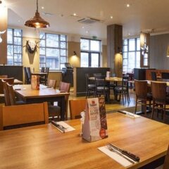 Отель Premier Inn Manchester - West Didsbury питание