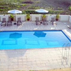 Апартаменты Angela Holiday Apartments бассейн фото 3
