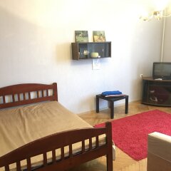 Гостиница Koneva 16 Apartments в Москве 1 отзыв об отеле, цены и фото номеров - забронировать гостиницу Koneva 16 Apartments онлайн Москва комната для гостей фото 2
