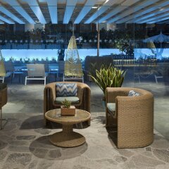 Отель Beverly Laurel Motor Hotel США, Лос-Анджелес - отзывы, цены и фото номеров - забронировать отель Beverly Laurel Motor Hotel онлайн гостиничный бар