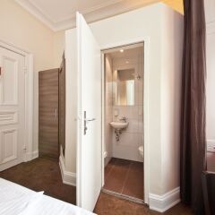Отель Signature Hotel Königshof Hamburg Innenstadt Германия, Гамбург - отзывы, цены и фото номеров - забронировать отель Signature Hotel Königshof Hamburg Innenstadt онлайн удобства в номере фото 2