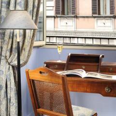 Отель Casa Howard Guest House Rome (Capo Le Case) балкон