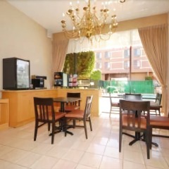 Отель Ramada by Wyndham Chatsworth США, Лос-Анджелес - отзывы, цены и фото номеров - забронировать отель Ramada by Wyndham Chatsworth онлайн в номере