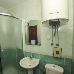 Отель Mijovic Apartments Черногория, Будва - 1 отзыв об отеле, цены и фото номеров - забронировать отель Mijovic Apartments онлайн ванная фото 2