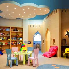 Отель Sheraton Sharjah Beach Resort & Spa детские мероприятия