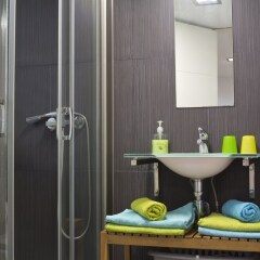 Отель B&b Vistamar Holidays - Adults Only Барселона ванная фото 2