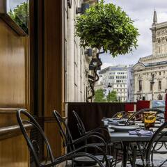 Отель Scribe Paris Opera by Sofitel балкон