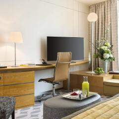Отель La Clef Tour Eiffel (ex. Citadines Suites Arc de Triomphe) интерьер отеля