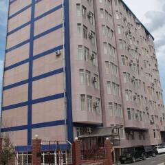 Отель Golden Dragon ApartHotel Бишкек парковка
